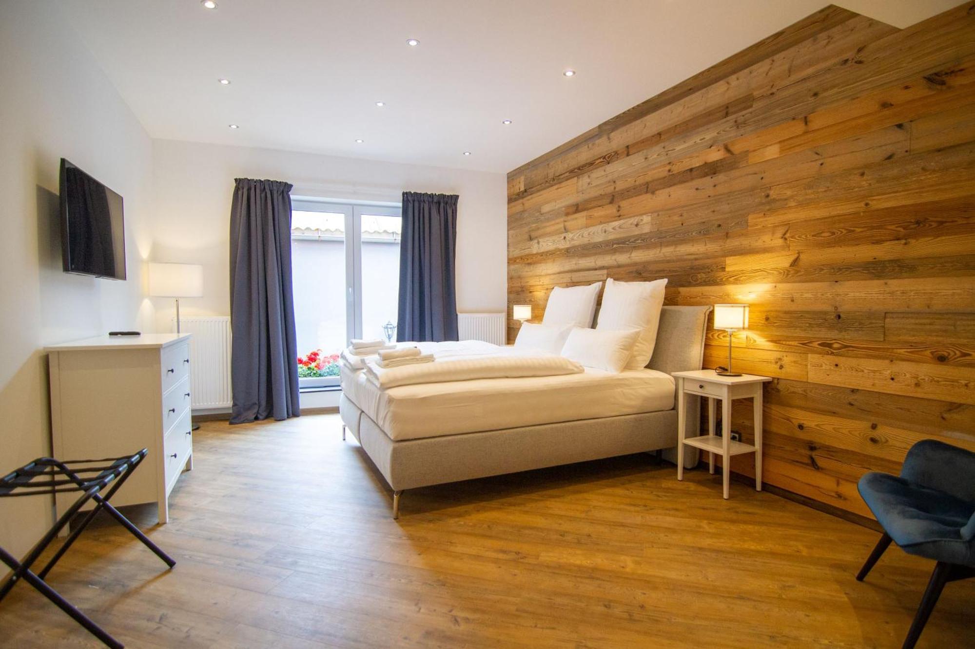Schiefer Suite Hotel & Apartments جوسلار المظهر الخارجي الصورة